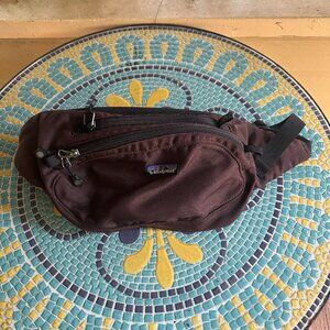 Patagonia Fanny Hip Waist Bag Vintage Purple 2 Zip Nylon Mess Padded Style 48455